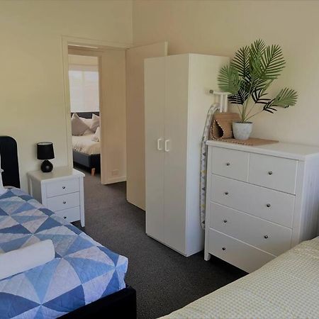 Three Palms Apartments Unit 2 Есперанс Екстериор снимка
